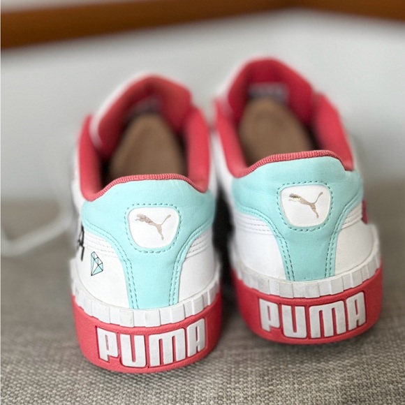 Puma Carina “”Special Edition”. Like New - Picture 3 of 3